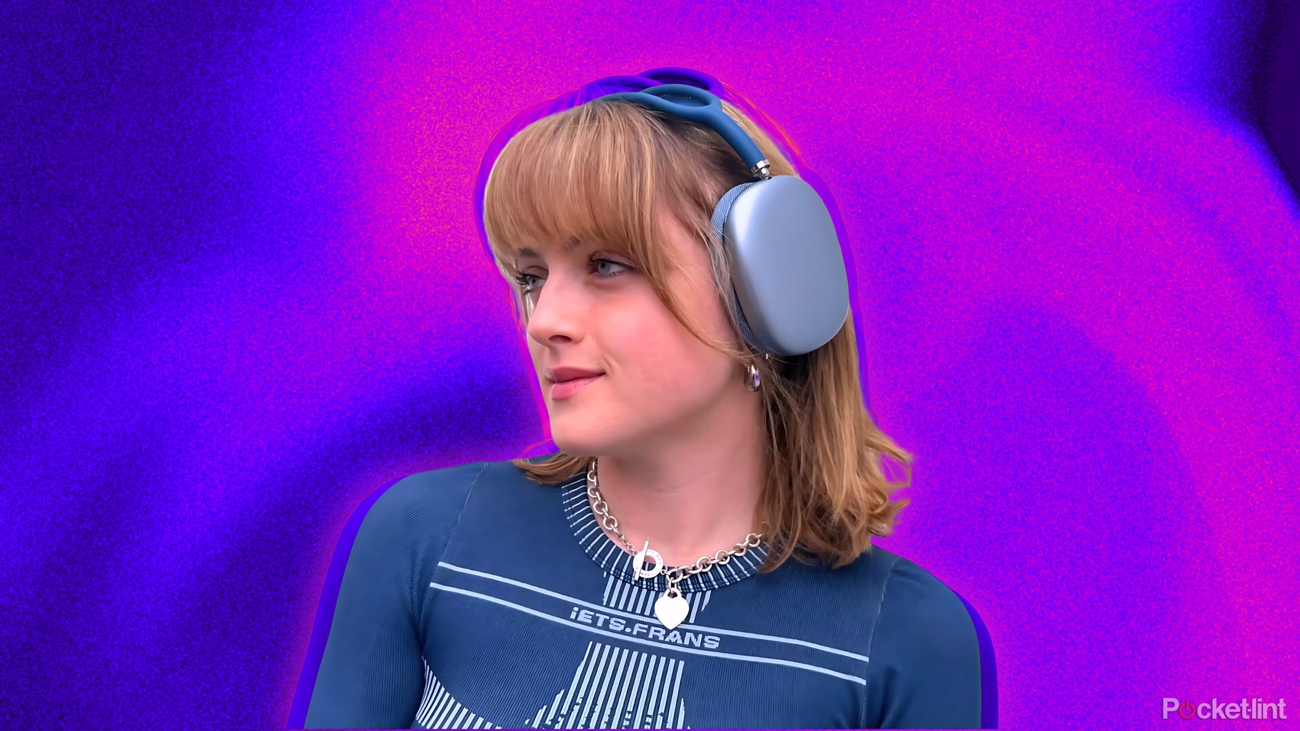 On-ear headphones vs. Over-ear headphones: Which sounds better?