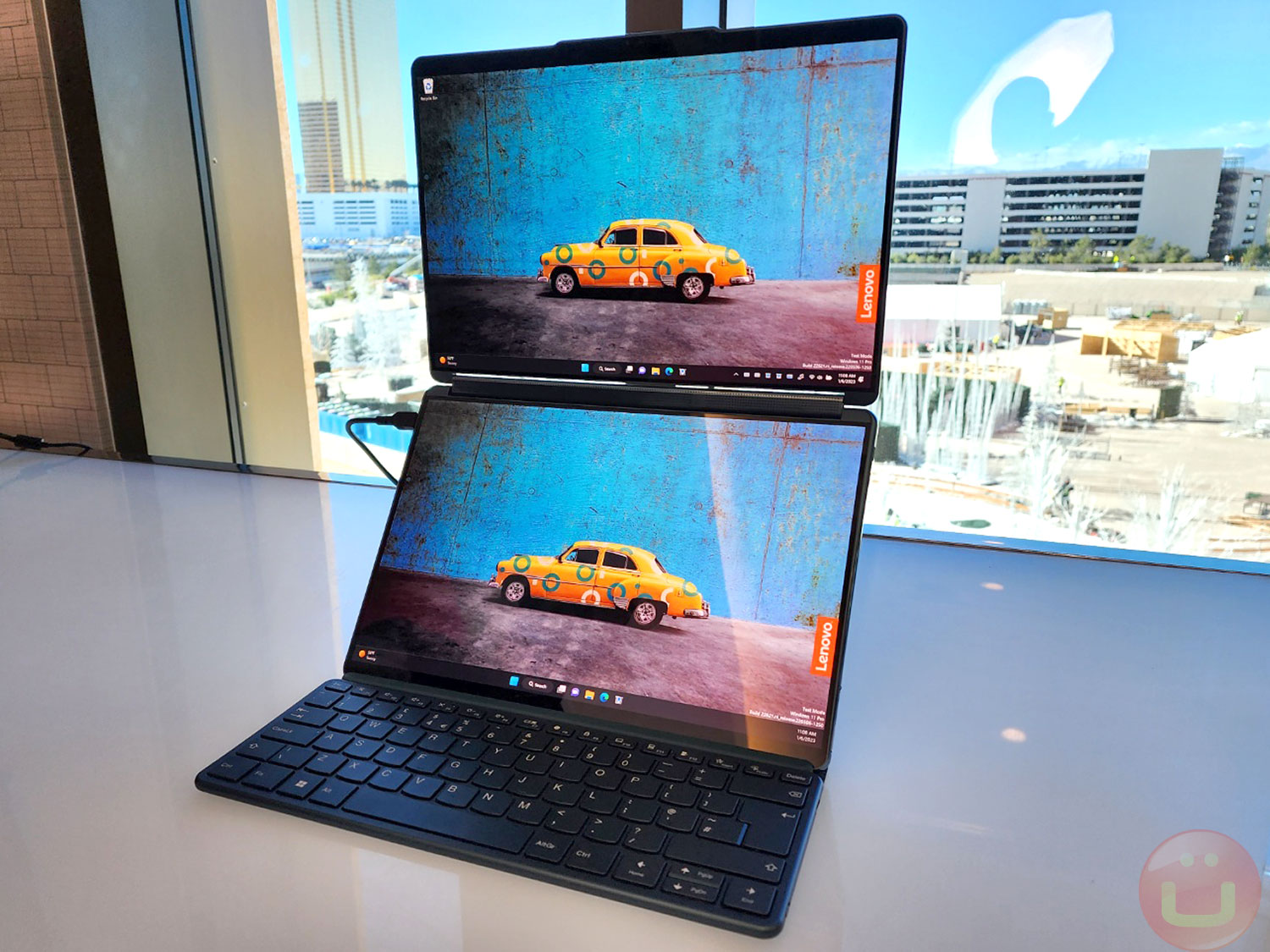 Lenovo Yoga Book i9 Review